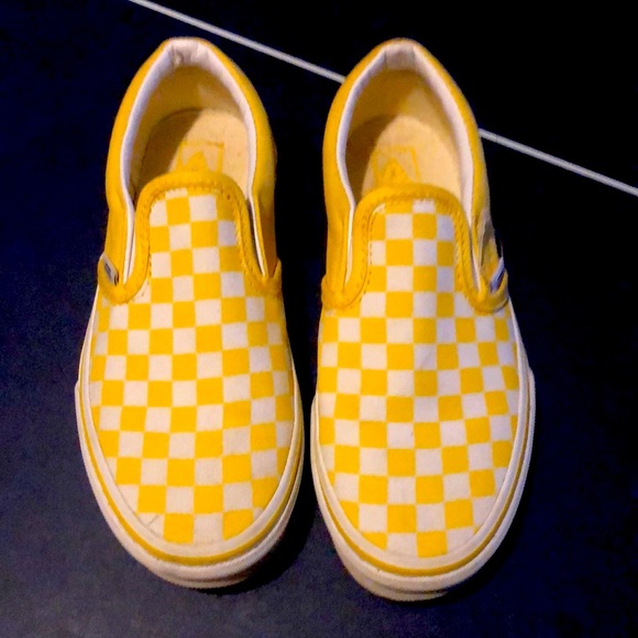 girls yellow vans